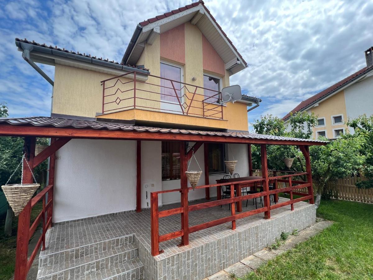 Casa Lv Villa Sura Mica Luaran gambar